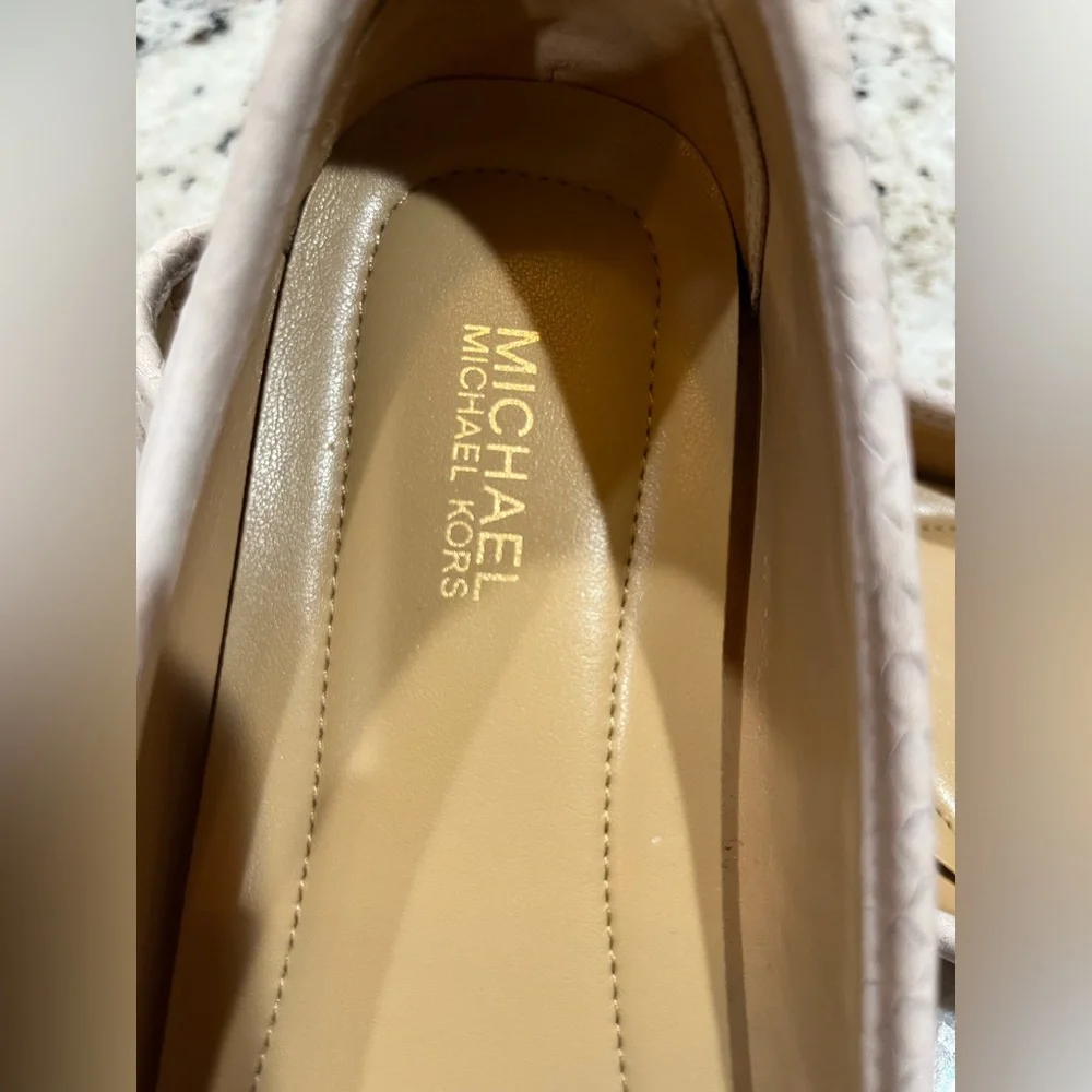 Michael Kors Snake-embossed Driving Mocassins, size 8 - Picture 8 of 9